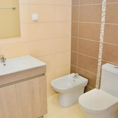 Squash Club Lägenhetshotell 3*