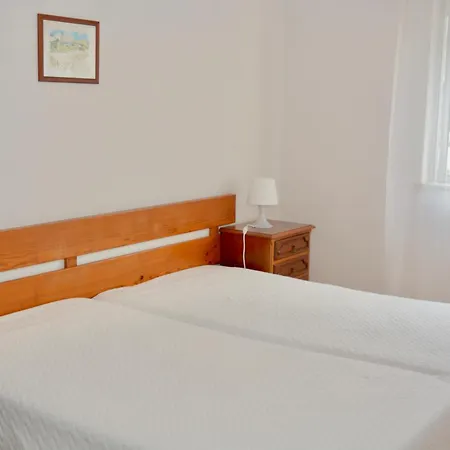 מלון דירות Squash Club