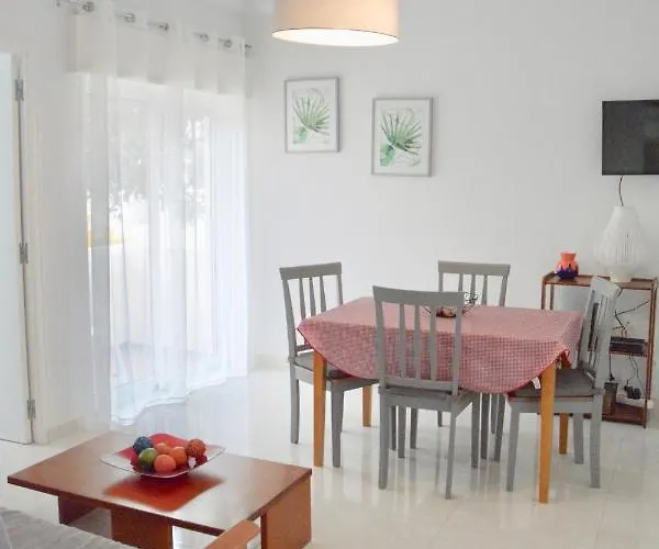 Squash Club מלון דירות