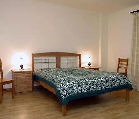 Squash Club Aparthotel 3*
