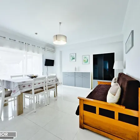 Squash Club Apartmanhotel 3*
